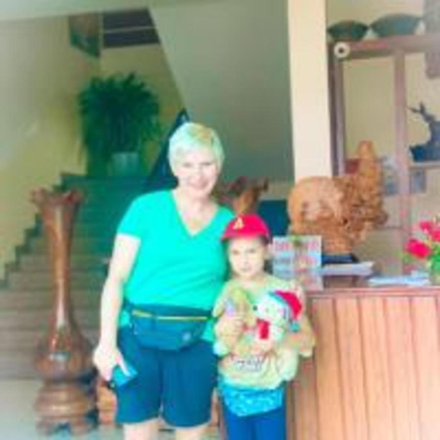 Window Homestay Kon Tum Экстерьер фото